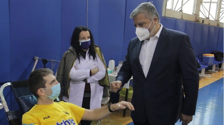 Πατούλης αιμοδοσία