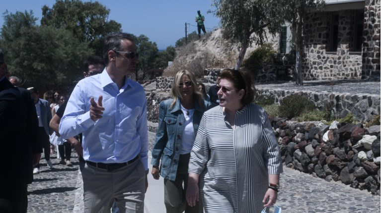 Μητσοτάκης Μενδωνη