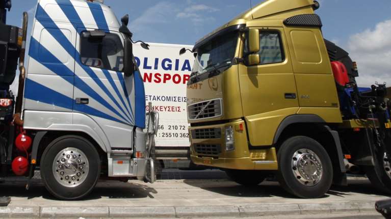 Δήμος στην Αττική παραχώρησε παράνομα χώρους πράσινου σε ιδιώτες για να γίνουν μάντρα και πάρκινγκ - Φυλακή και πρόστιμα