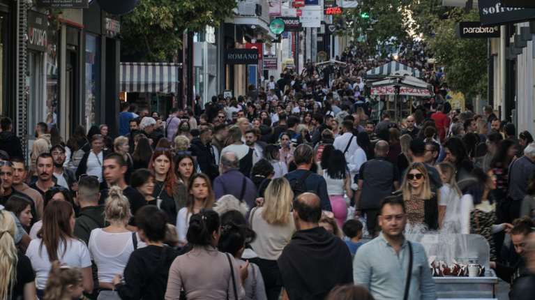 Ελάχιστος καθαρός μισθός 760 ευρώ στην Ελλάδα από 1η Απριλίου - Η νέα κίνηση μετά τη μείωση της φορολογίας