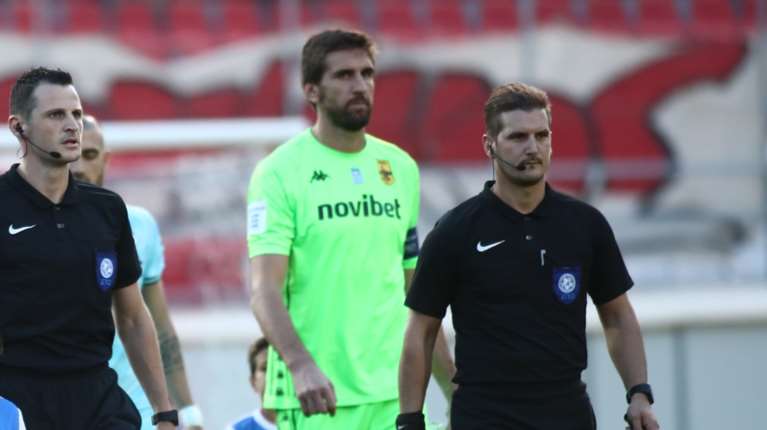 Διαιτητής της Super League είναι έτοιμος να "εισβάλει" στο Survivor - Ποιος είναι ο Παντελής Σπυρόπουλος