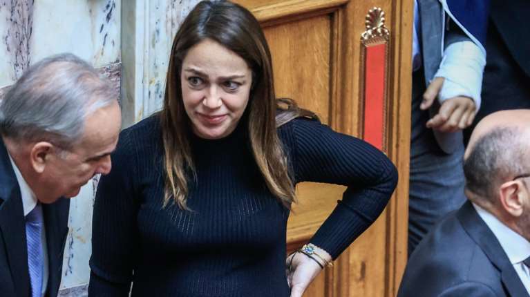 Ερχεται μεγάλο πακέτο μέτρων για το δημογραφικό - Ποιοι είναι οι 5 βασικοί άξονες