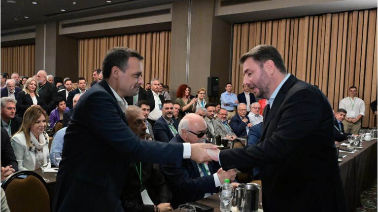ΔΟΥΚΑΣ ΑΝΔΡΟΥΛΑΚΗΣ