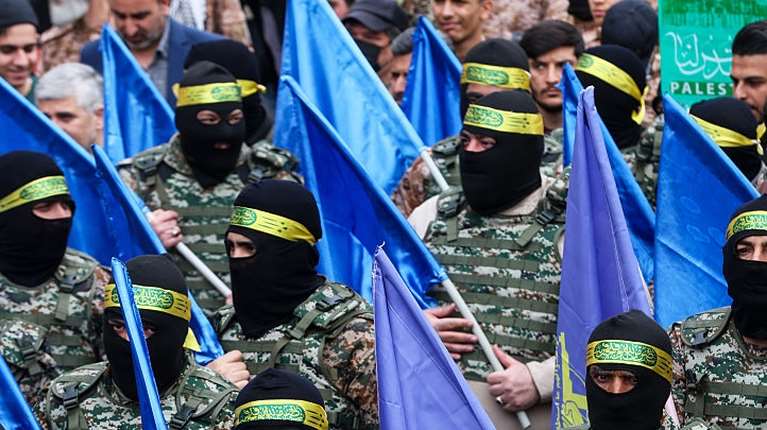 Basij: Η σκληρή παραστρατιωτική οργάνωση των Φρουρών της Επανάστασης - Εκπαιδεύονται για να σκοτώνουν