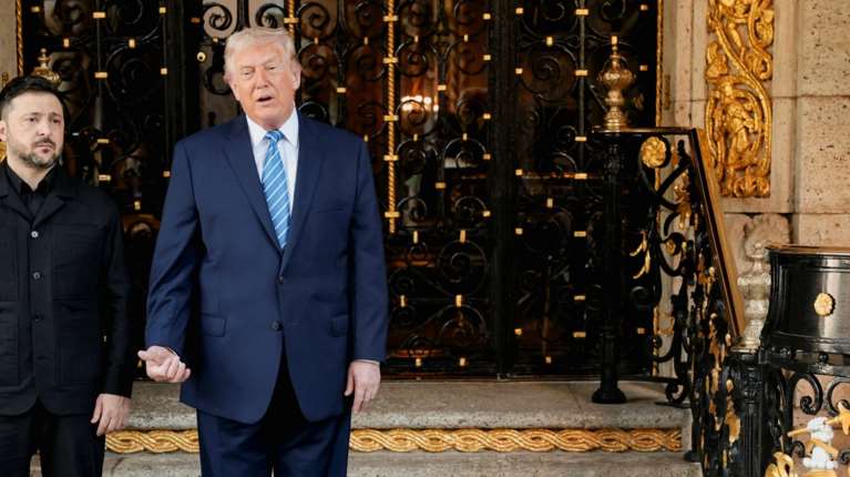 LIVE: Η κρίσιμη συνάντηση Τραμπ - Ζελένσκι για το Ουκρανικό στο Μαρ-α-Λάγκο της Φλόριντα