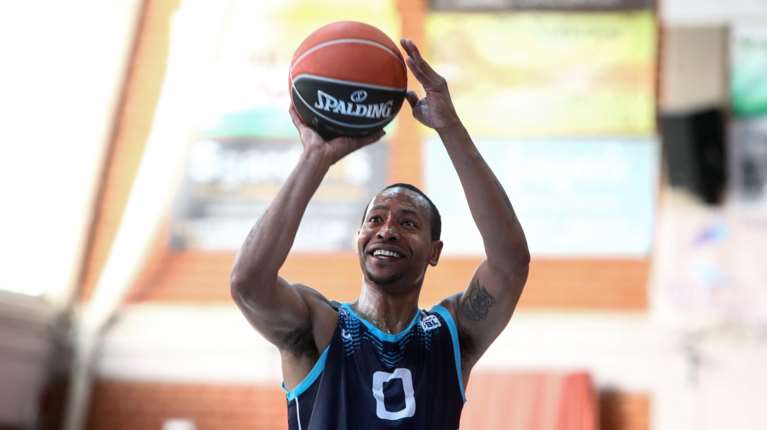 Άντριου Γκάουντλοκ: Ελεύθερος με περιοριστικούς όρους μετά την απολογία του για την υπόθεση ναρκωτικών