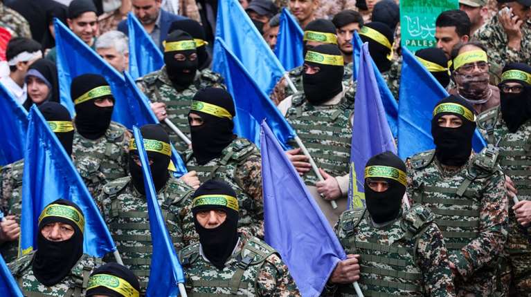 Basij: Η σκληρή παραστρατιωτική οργάνωση των Φρουρών της Επανάστασης - Εκπαιδεύονται για να σκοτώνουν