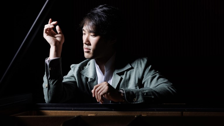 BRUCE LIU