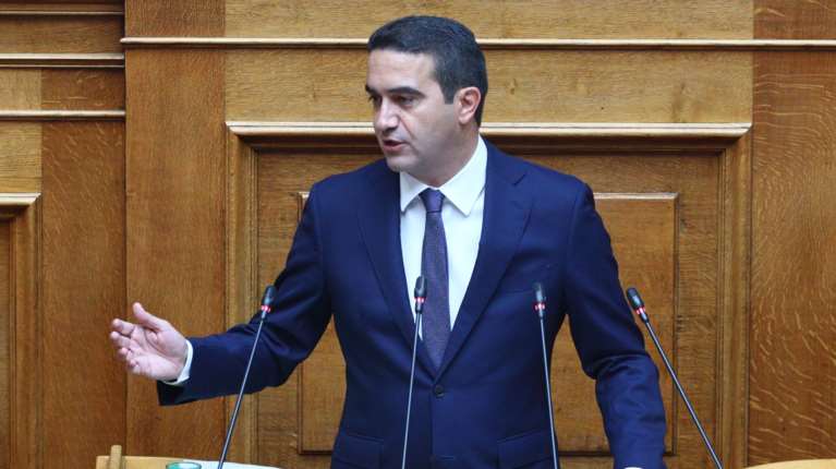 Βουλή: Άρχισε η εφαρμογή του &quot;χρονο-κόφτη&quot; στις ομιλίες - Πρώτο &quot;θύμα&quot; ο Μ. Κατρίνης