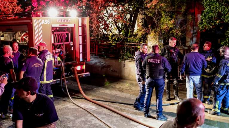 Ηράκλειο Κρήτης: Μητέρα και γιος απανθρακώθηκαν από τη φωτιά σε σπίτι - Με νάιλον σακούλα στο κεφάλι η σορός του 55χρονου