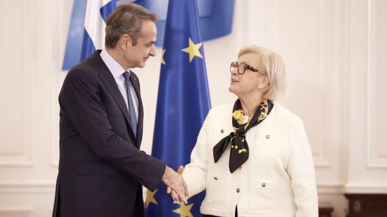 Συνάντηση Μητσοτάκη - Catherine Vautrin: Στο επίκεντρο η εμβάθυνση της ελληνογαλλικής αμυντικής συνεργασίας