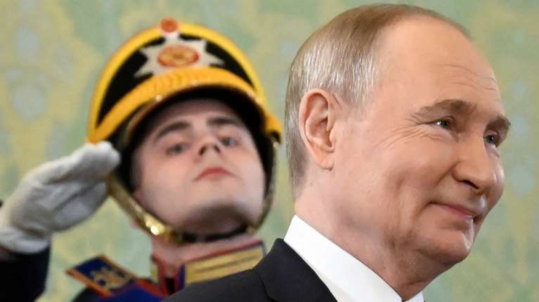 Πούτιν: Aπαντά στα υποβρύχια του Τραμπ με μετακίνηση των πυρηνικών βομβαρδιστικών Τουπόλεφ κοντά στην Ευρώπη