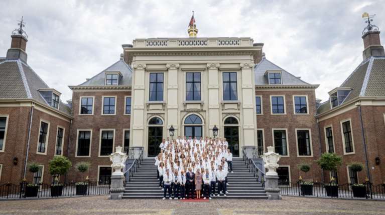 Huis ten Bosch: Το παλάτι του βασιλιά της Ολλανδίας όπου θα μείνει ο Ντόναλντ Τραμπ για τη σύνοδο του ΝΑΤΟ