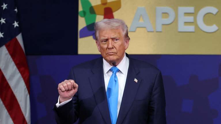 Τραμπ: Δεν κινδυνεύει η εκεχειρία στη Γάζα - Εάν δεν συμμορφωθεί η Χαμάς, θα αφανισθεί