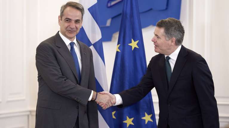 Συνάντηση Μητσοτάκη με τον επικεφαλής του Eurogroup: &quot;Η Ελλάδα αποδίδει καλύτερα από τον μέσο όρο στην Ευρώπη&quot;
