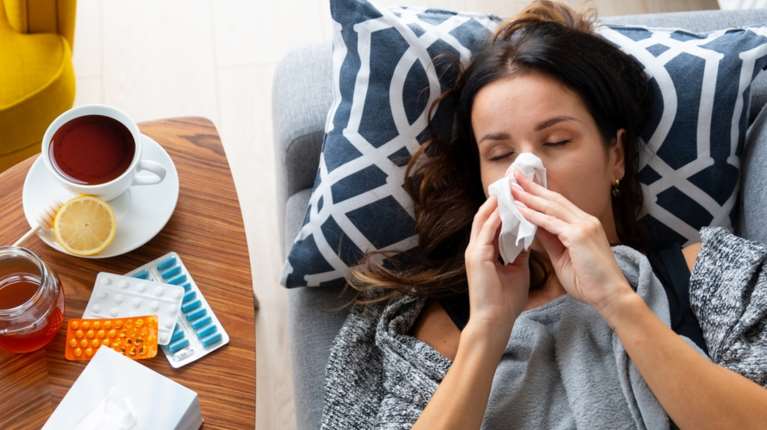 Γιατί η γρίπη θα είναι πιο μεταδοτική και με βαρύτερη νόσηση φέτος τον χειμώνα - Η προειδοποίηση των ειδικών
