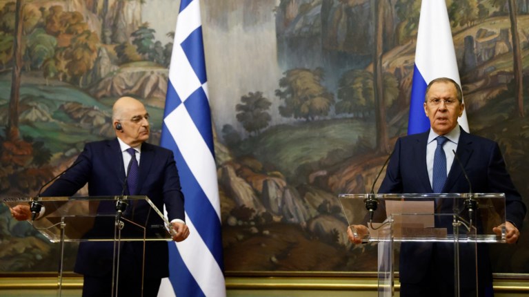 Δένδιας Λαβρόφ