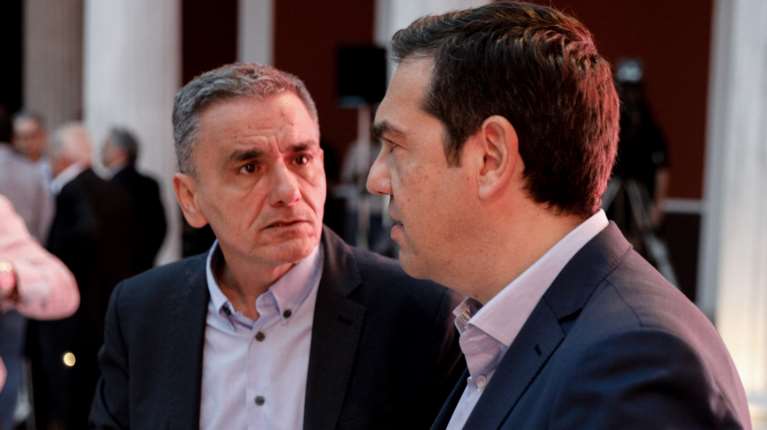 Τσακαλώτος για Τσίπρα: Πώς να συνεργαστείς με &quot;πεφωτισμένο ηγέτη&quot; που λέει &quot;δεν σας κόβει και πρέπει να έρθω εγώ&quot;