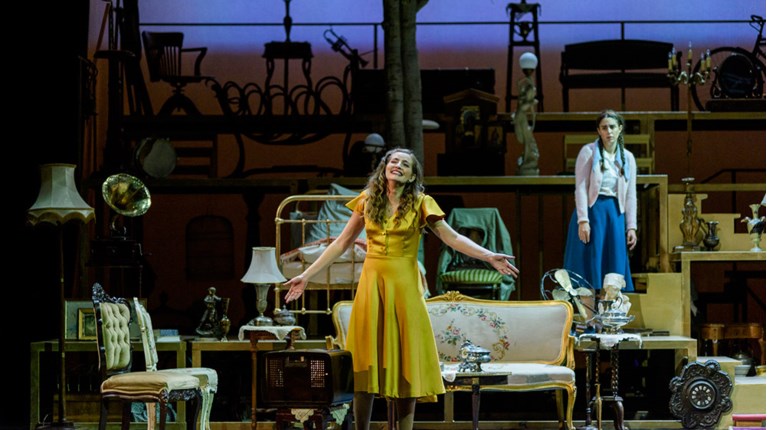 Το τρίτο στεφανι