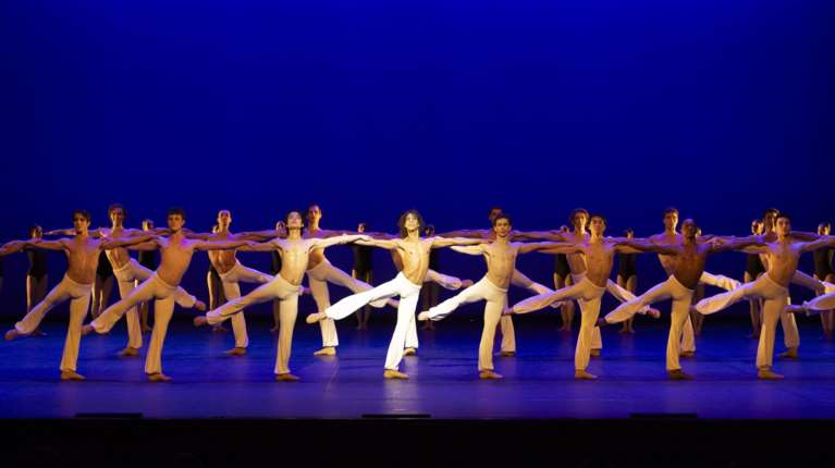 Τα Μπαλέτα Béjart της Λωζάνης τιμούν τον Μίκη Θεοδωράκη