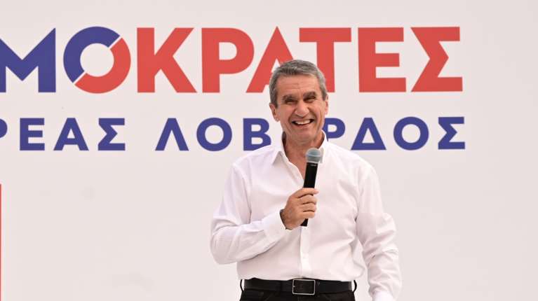 Η επανεμφάνιση του Ανδρέα Λοβέρδου ως συμβούλου Νομικής Σχολής σε ιδιωτικό πανεπιστήμιο