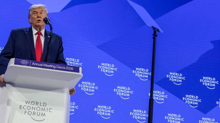 Ο "γνωστός" Τραμπ: Διαπραγματεύσεις για Γροιλανδία, δεν θα χρησιμοποιήσω βία αλλά αν πείτε όχι θα το θυμόμαστε