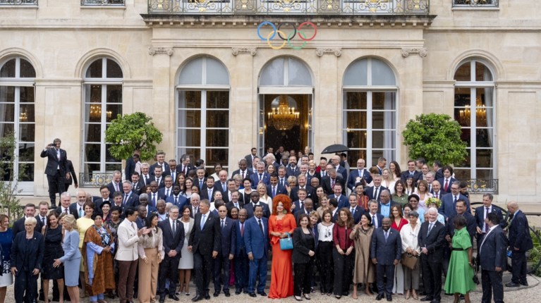 ΠΑΡΙΣΙ 2024 ΠΡΩΤΗ ΚΥΡΙΑ ΚΑΜΕΡΟΥΝ