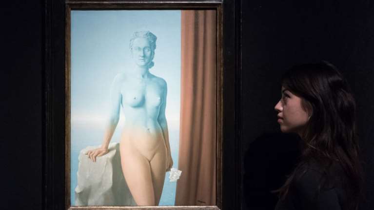 Σε δημοπρασία η &quot;Μαύρη Μαγεία&quot; του Ρενέ Μαγκρίτ: Ένα σπουδαίο έργο που αναμένεται να ξεπεράσει τα 7 εκατ. ευρώ