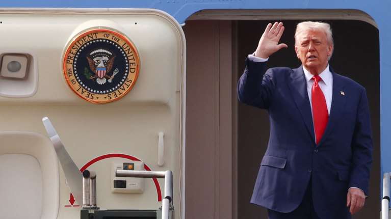 Ο Τραμπ έδωσε εντολή να ξεκινήσουν αμέσως οι δοκιμές πυρηνικών όπλων: "Δεν είχα άλλη επιλογή"