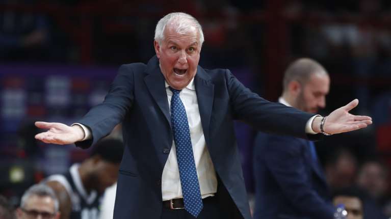 Εξαλλος ο Ομπράντοβιτς στη συνέντευξη Τύπου του Παρτιζάν - Μιλάνο: &quot;Μάλλον είμαι αποτυχημένος όλη μου τη ζωή, ε;&quot;