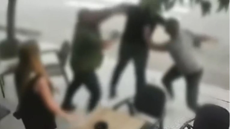 ΞΥΛΟΔΑΡΜΟΣ 52ΧΡΟΝΟΥ ΑΝΔΡΑ ΜΠΑΡ ΝΑΥΠΛΙΟ