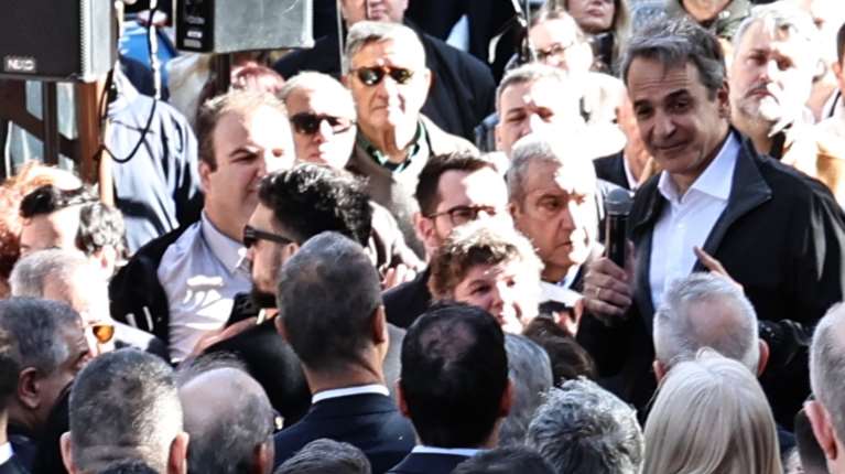 Ξανά στον δρόμο ο Κυριάκος Μητσοτάκης - Ανάσα με τους αγρότες, αναμονή για το κόμμα Καρυστιανού