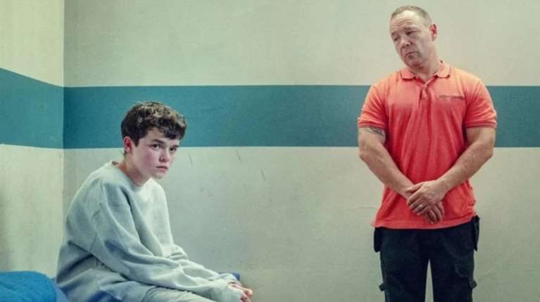 Δωρεάν σε όλους τους μαθητές της Μεγ. Βρετανίας θα μεταδοθεί το &quot;Adolescence&quot; του Netflix- Με απόφαση πρωθυπουργού