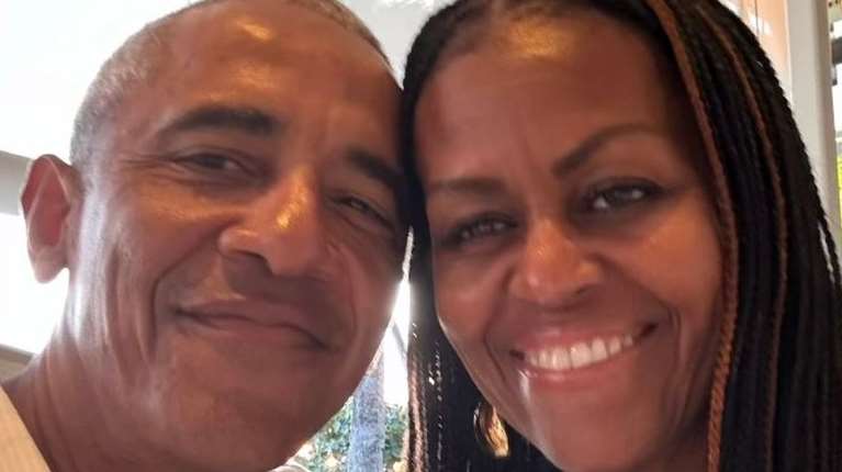 Μπάρακ Ομπάμα: Νέα ερωτική εξομολόγηση στη... ράστα Μισέλ - &quot;32 χρόνια μαζί και εξακολουθείς να μου κόβεις την ανάσα&quot;