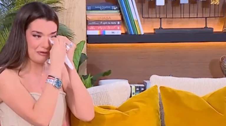 Νικολέττα Ράλλη: Ξέσπασε σε κλάματα μιλώντας για την επιλόχειο κατάθλιψη - &quot;Φοβόμουν ότι θα μου κάνω κάτι&quot;