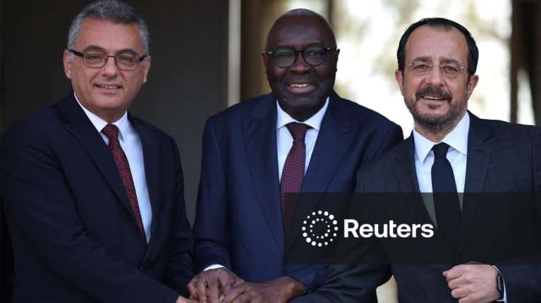 Συνάντηση Χριστοδουλίδη με τον νέο τουρκοκύπριο ηγέτη Τουφάν Έρχιουρμαν - Πήγε &quot;πολύ καλά&quot;