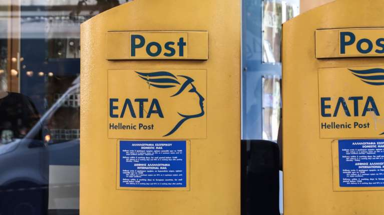 Τι συμβαίνει με τα ΕΛΤΑ: Ο ζημιές των 220 εκατ. ευρώ, το έργο που φθίνει και η αβέβαιη επόμενη μέρα