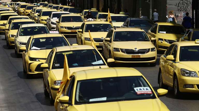 Νέα τριήμερη απεργία στα ταξί στην Αττική από αύριο – Διήμερο χειρόφρενο πανελλαδικά