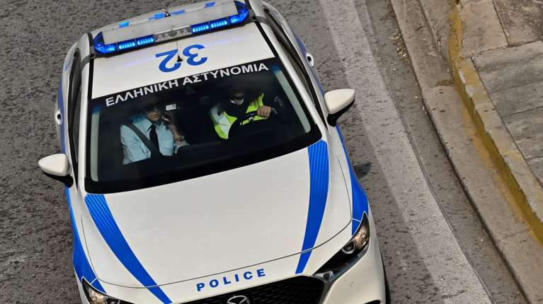 Ανατροπή στο Μενίδι: Δεν υπάρχουν ίχνη κακοποίησης στη 14χρονη - &quot;Καυγάς δεν έγινε ποτέ, λέει ψέματα&quot;