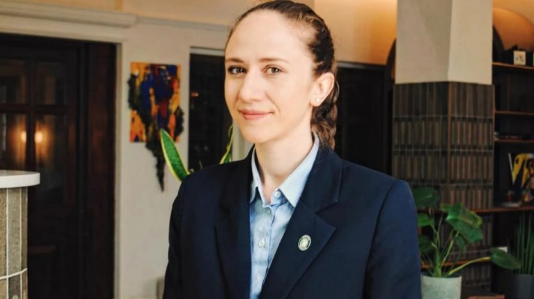 Σομελιέ Μαρία Μπ.