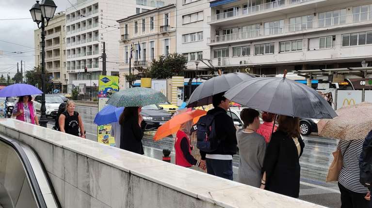 Ερχεται η κακοκαιρία &quot;Barbara&quot; με βροχές, ανέμους και πτώση θερμοκρασίας - Πότε ξεκινούν τα φαινόμενα