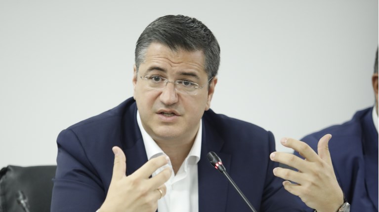 Τζιτζικώστας