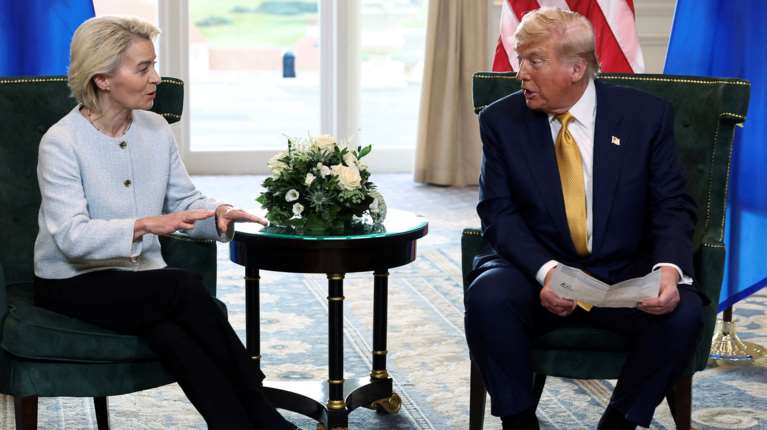 Φον ντερ Λάιεν: Η συμφωνία με τις ΗΠΑ είναι &quot;ισχυρή, αν όχι τέλεια&quot;