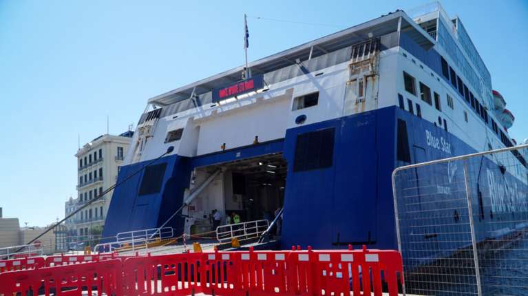 Θάνατος 20χρονου ναυτικού στο &quot;Blue Star Chios&quot;: Προσωρινά ελεύθεροι ο Πλοίαρχος και ο Α΄ Μηχανικός