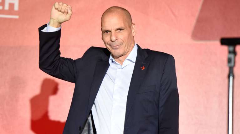 Γιάνης Βαρουφάκης: Η αστυνομία στέλνει στον εισαγγελέα το βίντεο που λέει ότι πήρε ναρκωτικά [βίντεο]