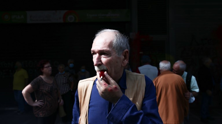 συνταξιουχοι