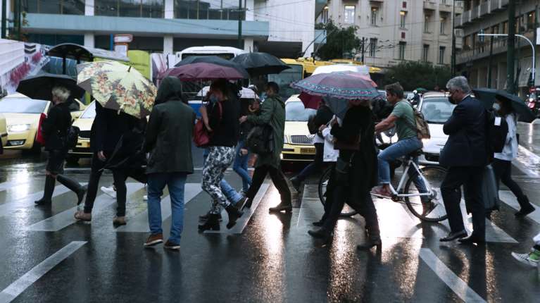 Εκτακτο δελτίο ΕΜΥ: Οι περιοχές με τα έντονα φαινόμενα τις επόμενες ώρες - Δύσκολη και η Παρασκευή