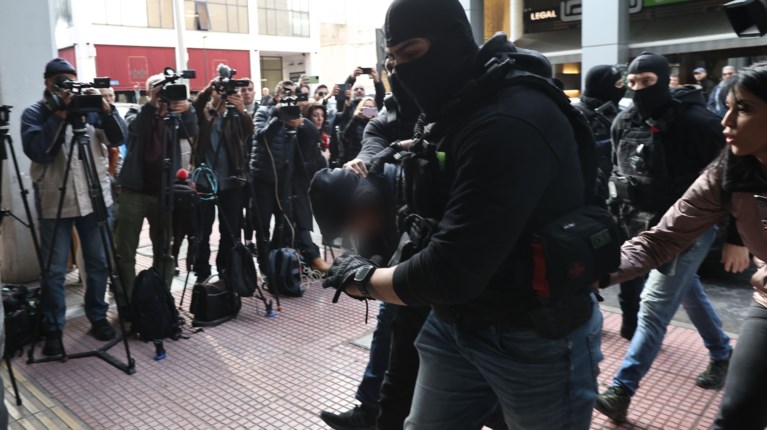 18ΧΡΟΝΟΣ ΡΕΝΤΗ