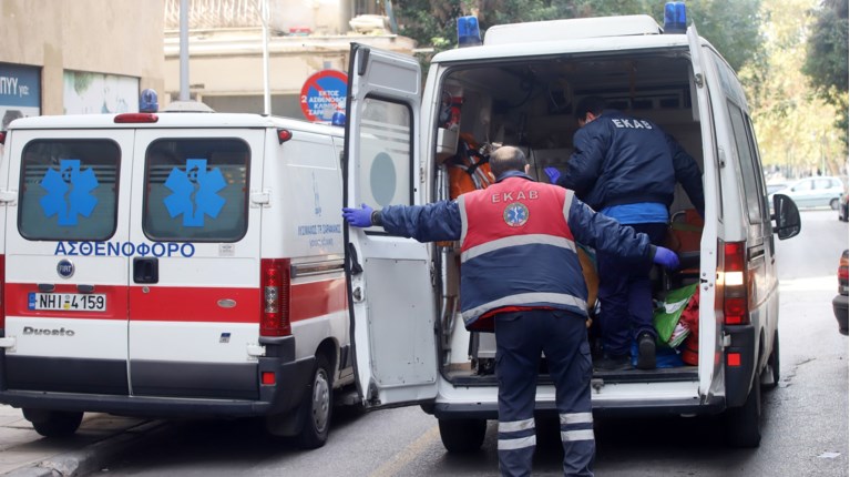 Ασθενοφόρο - Θεσσαλονίκη
