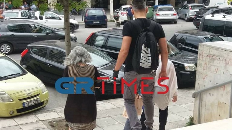54χρονη